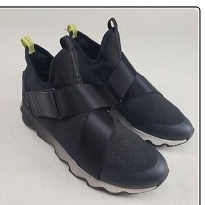 Sorel Kinetic Sneak Womens 10 Black Hook & Loop Strappy Sneaker Slip On Shoe